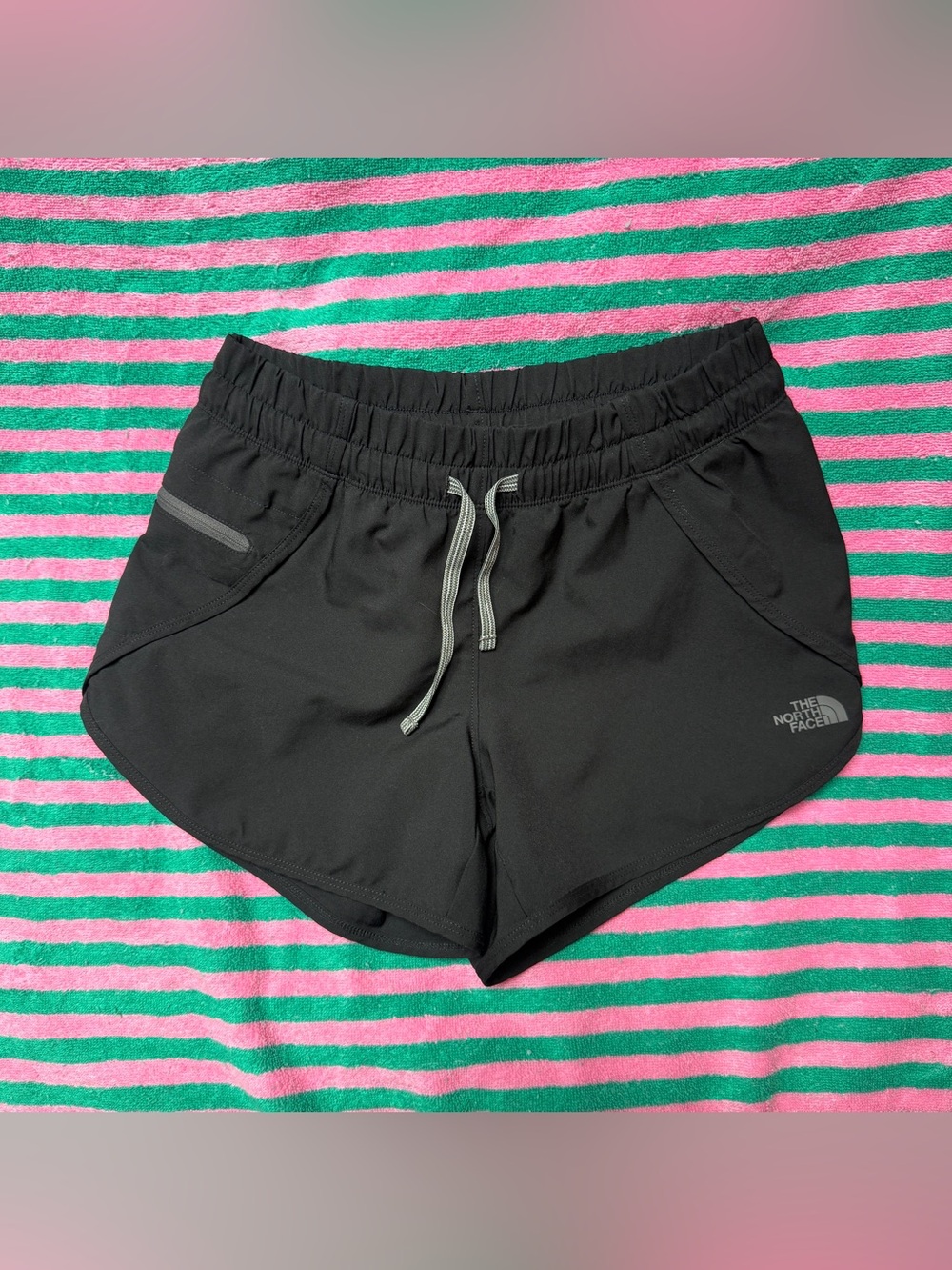 North Face athletic Shorts